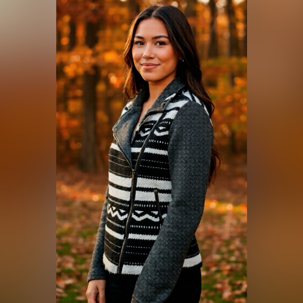 Anthropologie Black and White Aztec Patterned Jacket